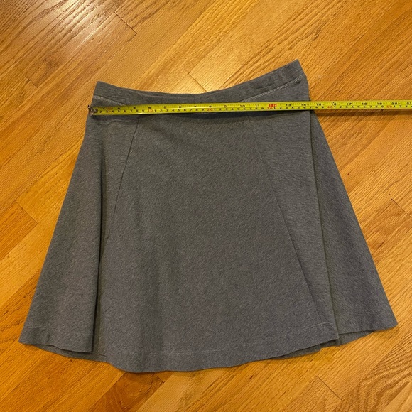 Grey Uniqlo Skirt - Picture 3 of 6